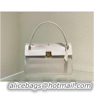 Market Sells MEDIUM DIOR Shoulder Bag Calfskin C0701 white