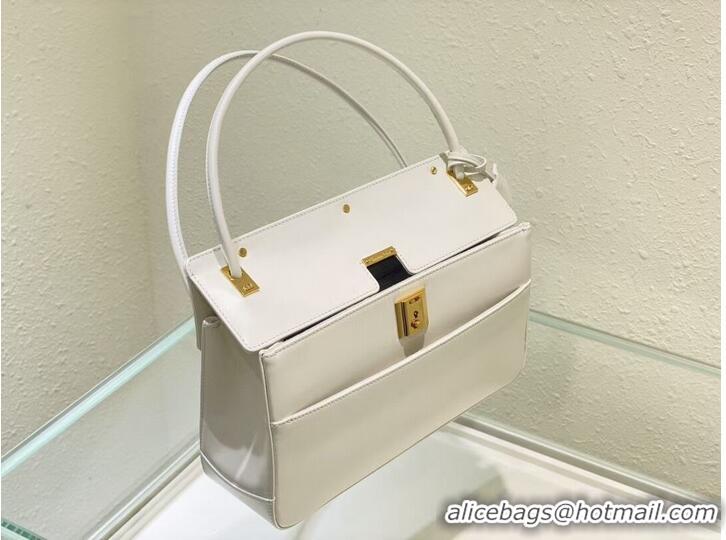 Market Sells MEDIUM DIOR Shoulder Bag Calfskin C0701 white