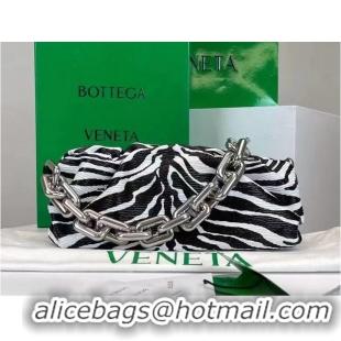 Promotional Bottega Veneta THE CHAIN POUCH 620231 White&Black