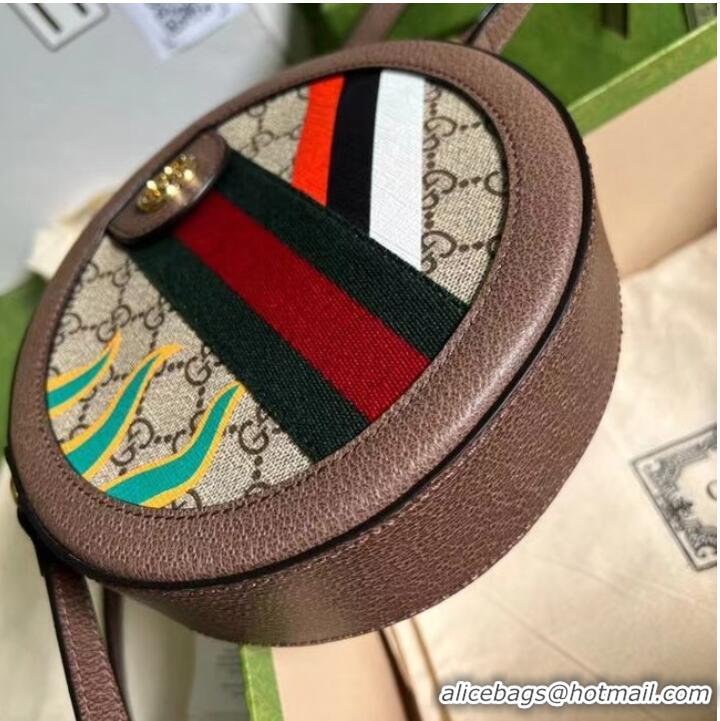 Famous Brand Gucci Round shoulder bag with Double G ‎574978 Brown