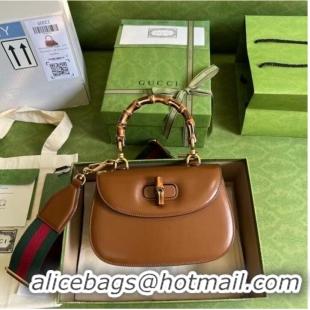 Famous Brand Gucci Small top handle bag with Bamboo 675797 brown