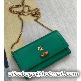 Inexpensive Gucci Diana chain wallet with bamboo 658243 green