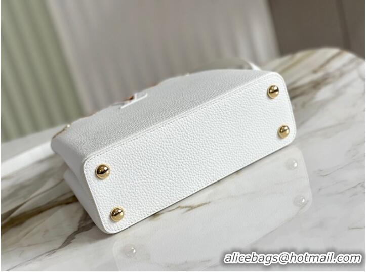 Promotional Louis Vuitton CAPUCINES BB M48868 white