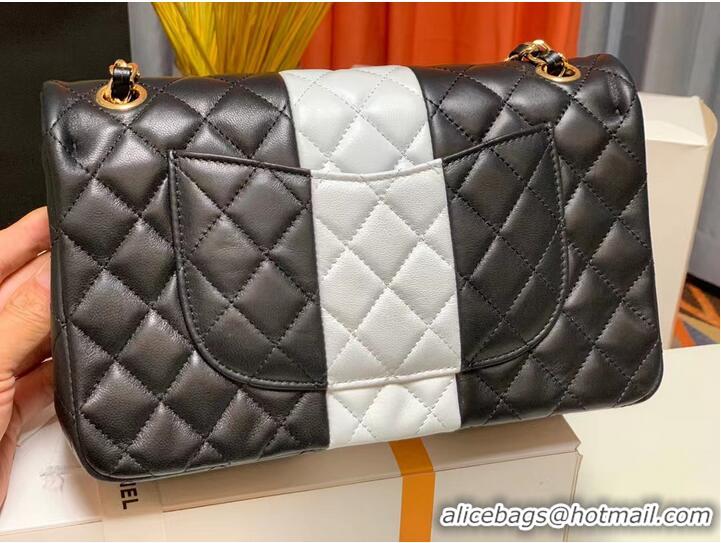 Market Sells Chanel CLASSIC HANDBAG Lambskin & Gold Metal A01112 Black & White