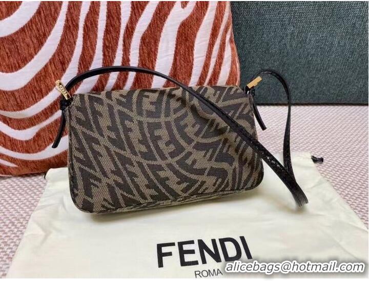 Sophisticated FENDI BAGUETTE fabric bag FM0872 Brown