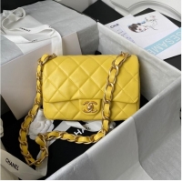 Luxury Discount CHANEL Lambskin Flap Shoulder Bag 2022SS yellow