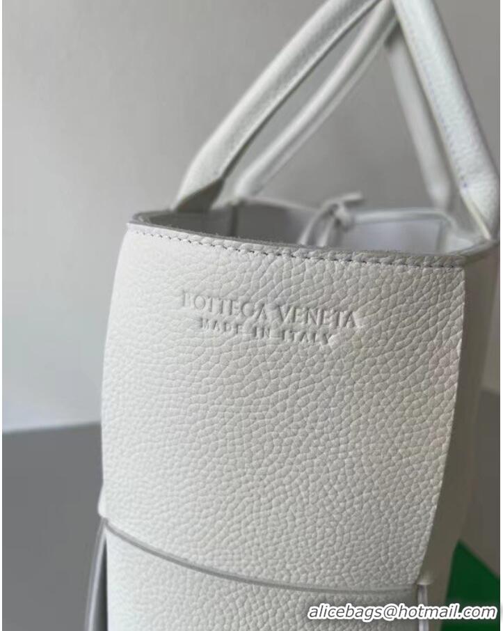 Buy Discount Bottega Veneta ARCO TOTE 652867 WHITE