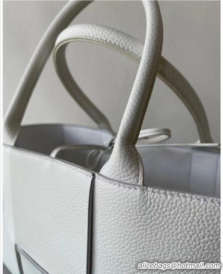 Buy Discount Bottega Veneta ARCO TOTE 652867 WHITE