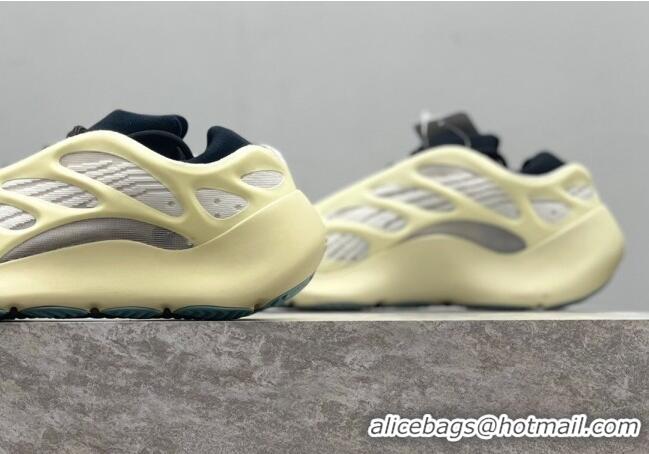 Discount Adidas Yeezy 700V3 Sneakers AYV20 Beige/White