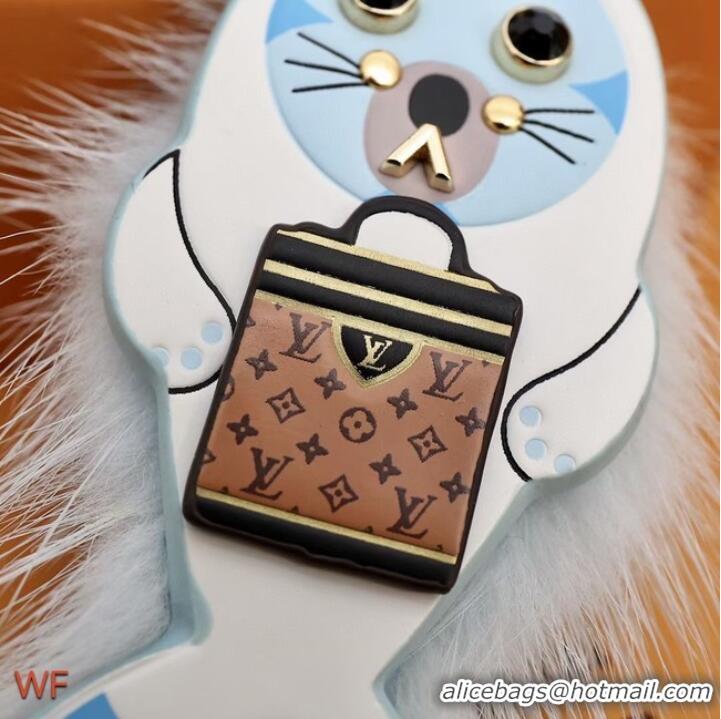 Particularly Recommended Louis Vuitton CHARM AND KEY HOLDER M00367