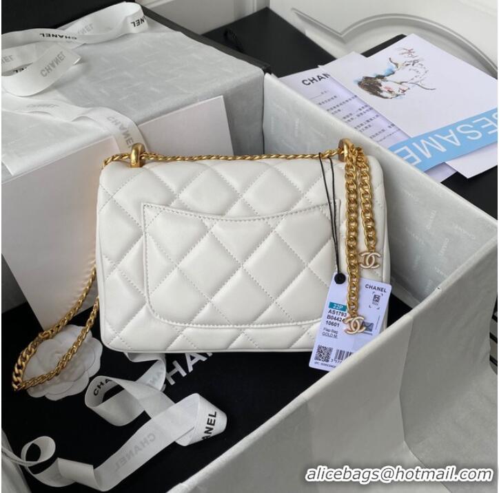 Traditional Specials Chanel SMALL Lambskin FLAP BAG AS1793 white