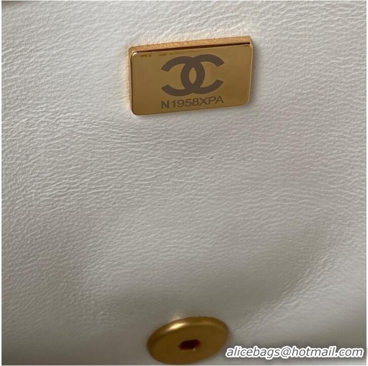 Traditional Specials Chanel SMALL Lambskin FLAP BAG AS1793 white