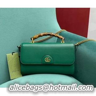 Luxurious Gucci Small top handle bag with Bamboo 675794 green