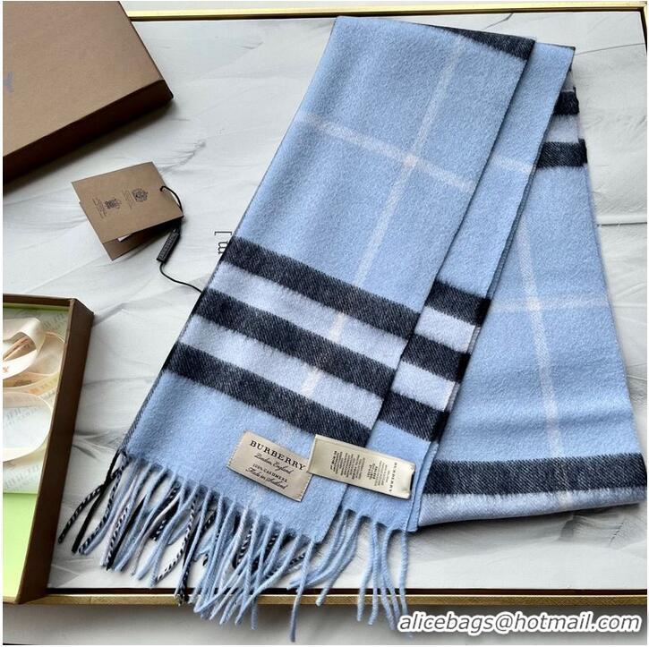 Luxury Classic Burberry Scarf B00240