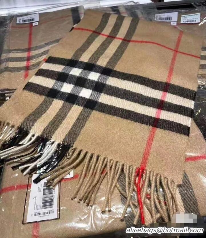 Good Product Burberry Scarf B00242