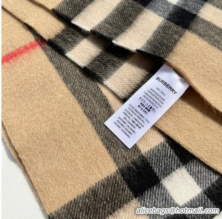 Good Product Burberry Scarf B00242