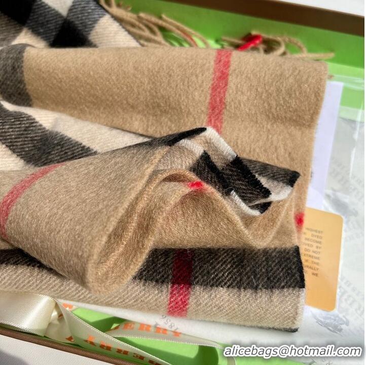 Good Product Burberry Scarf B00242