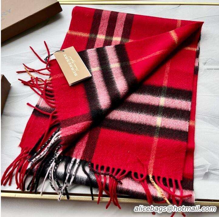 Modern Classic Burberry Scarf B00243