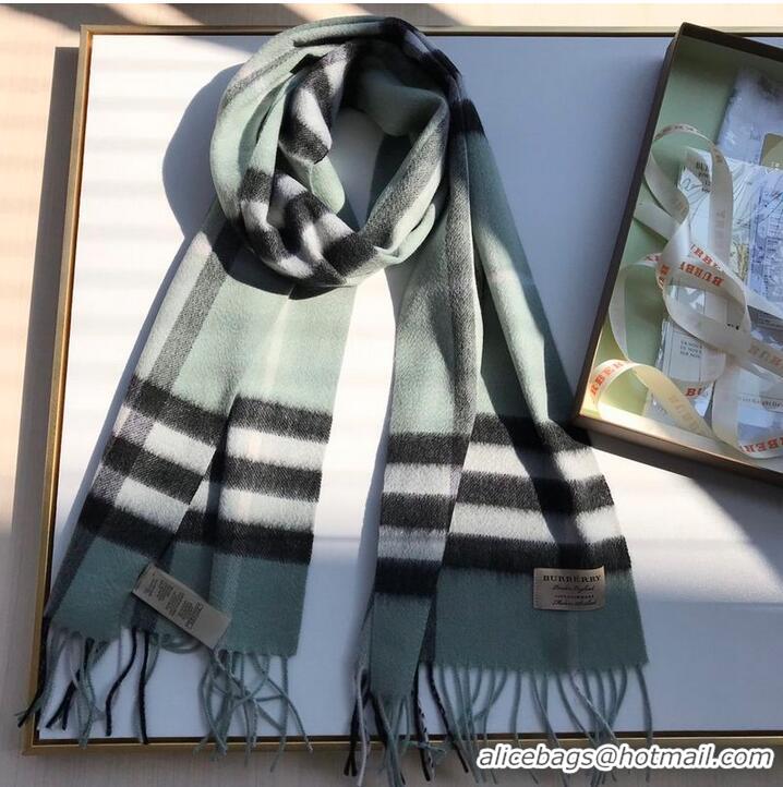 Spot Bulk Discount Burberry Scarf B00244