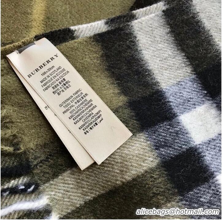 Good Taste Burberry Scarf B00249