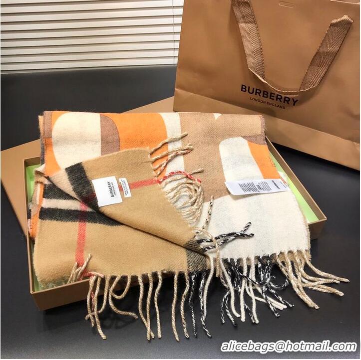 Top Quality Burberry Scarf B00256