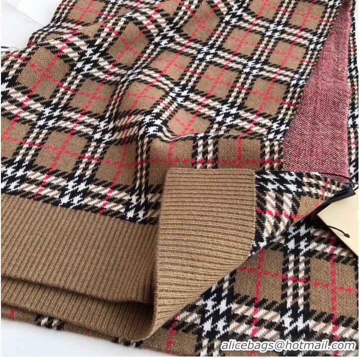 Modern Classic Burberry Scarf B00268