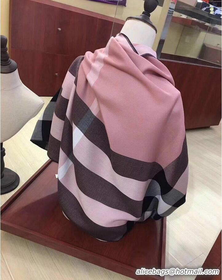 Fashion Show Collections Burberry Scarf B00286