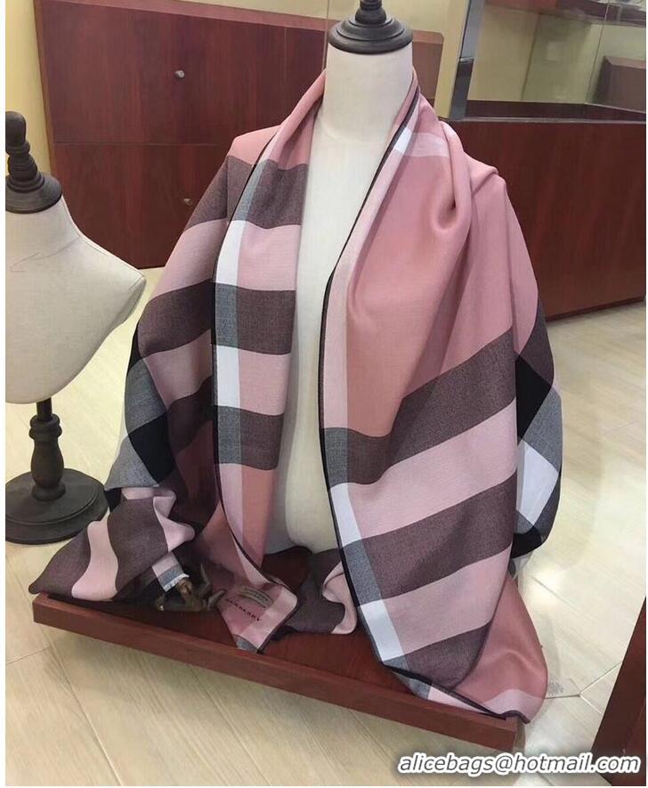 Fashion Show Collections Burberry Scarf B00286