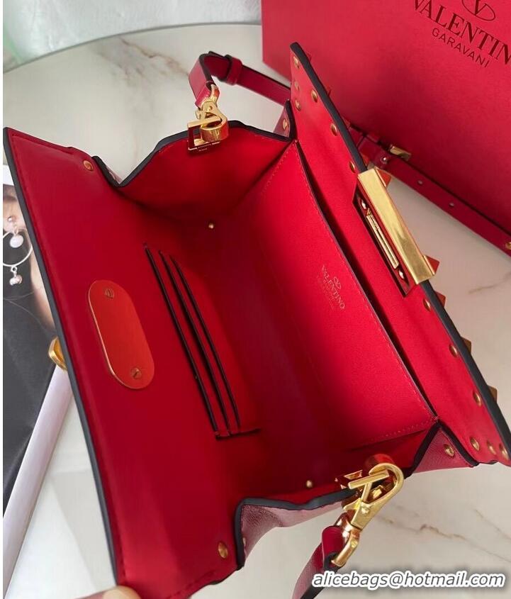 Famous Brand VALENTINO GARAVANI Rockstud Alcove Grain calf shoulder bag V0189 Red