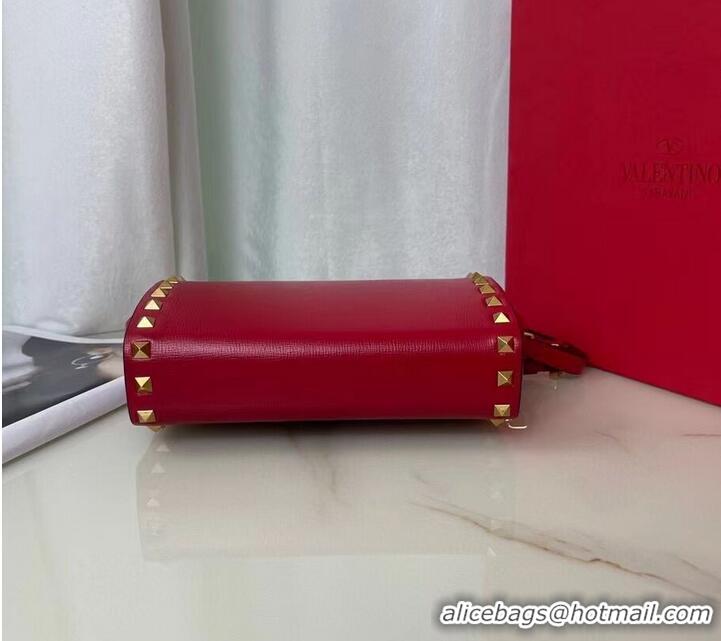 Famous Brand VALENTINO GARAVANI Rockstud Alcove Grain calf shoulder bag V0189 Red