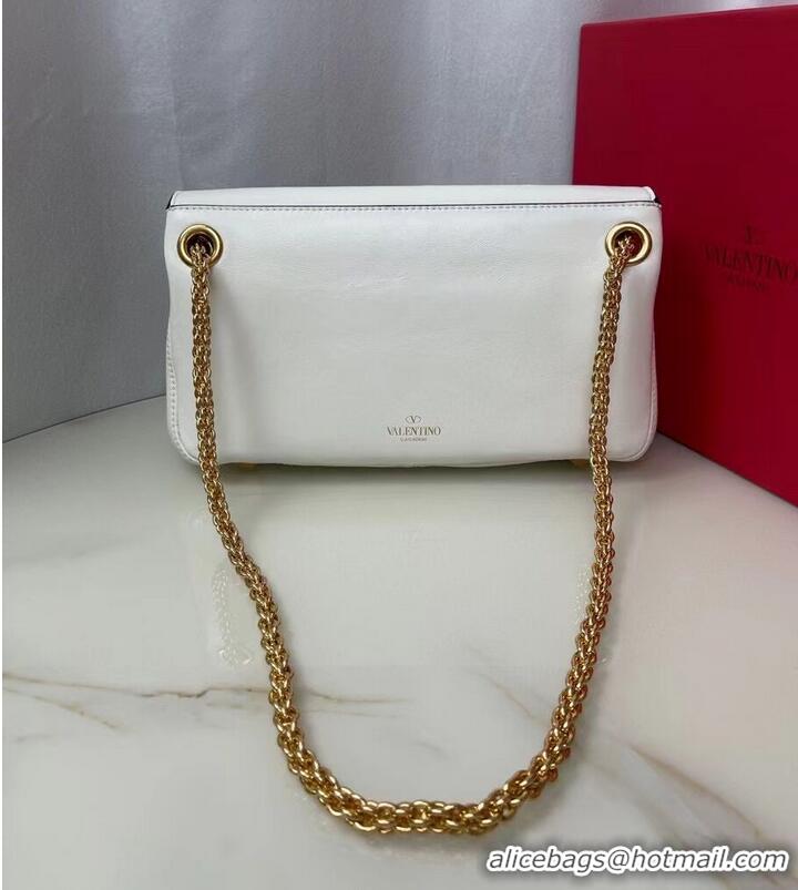 Well Crafted VALENTINO GARAVANI Stud Sign nappa Shoulder Bag NL098 white