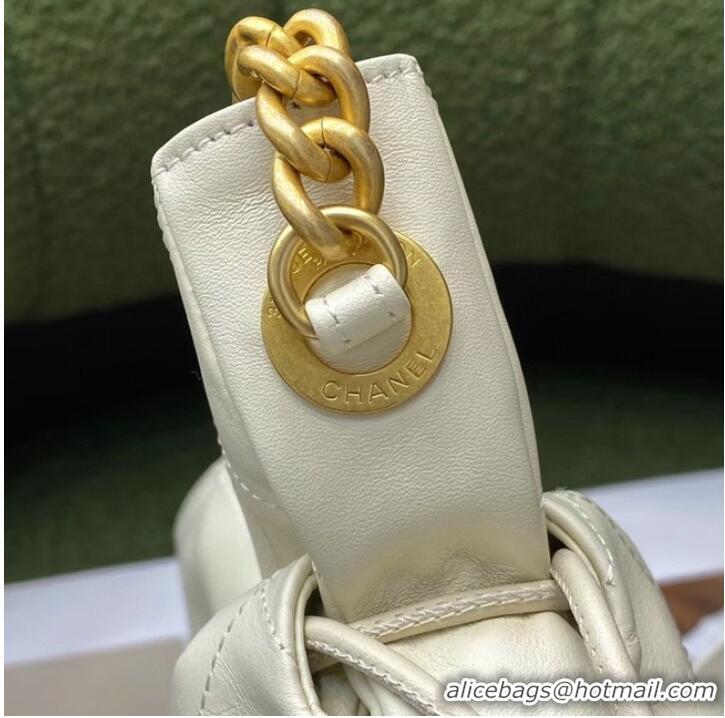 Grade Discount Chanel SMALL Lambskin Shoulder Bag SS2088 white