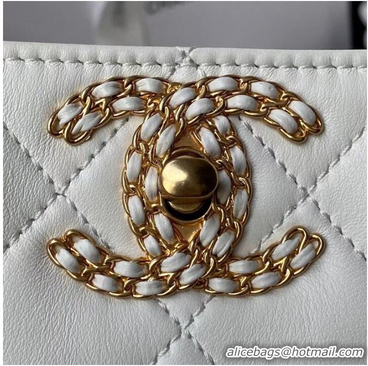 Shop Inexpensive Chanel Lambskin Shoulder Bag AS2977 white