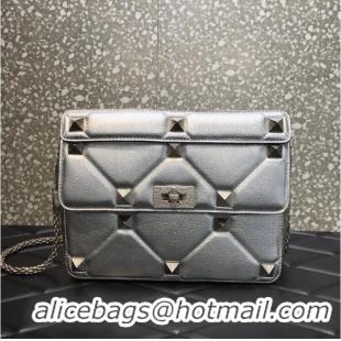 Well Crafted VALENTINO GARAVANI Grained Calfskin Shoulder Bag 2B0I60 silver