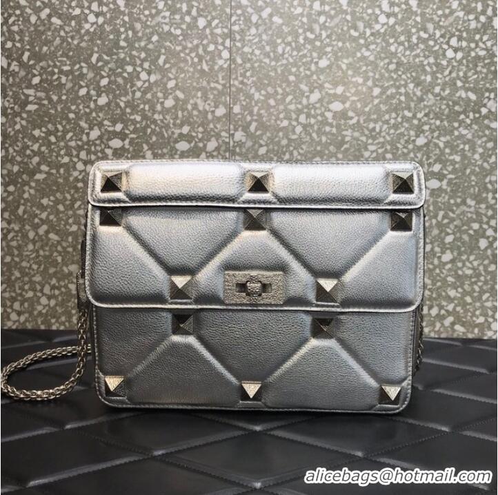 Well Crafted VALENTINO GARAVANI Grained Calfskin Shoulder Bag 2B0I60 silver