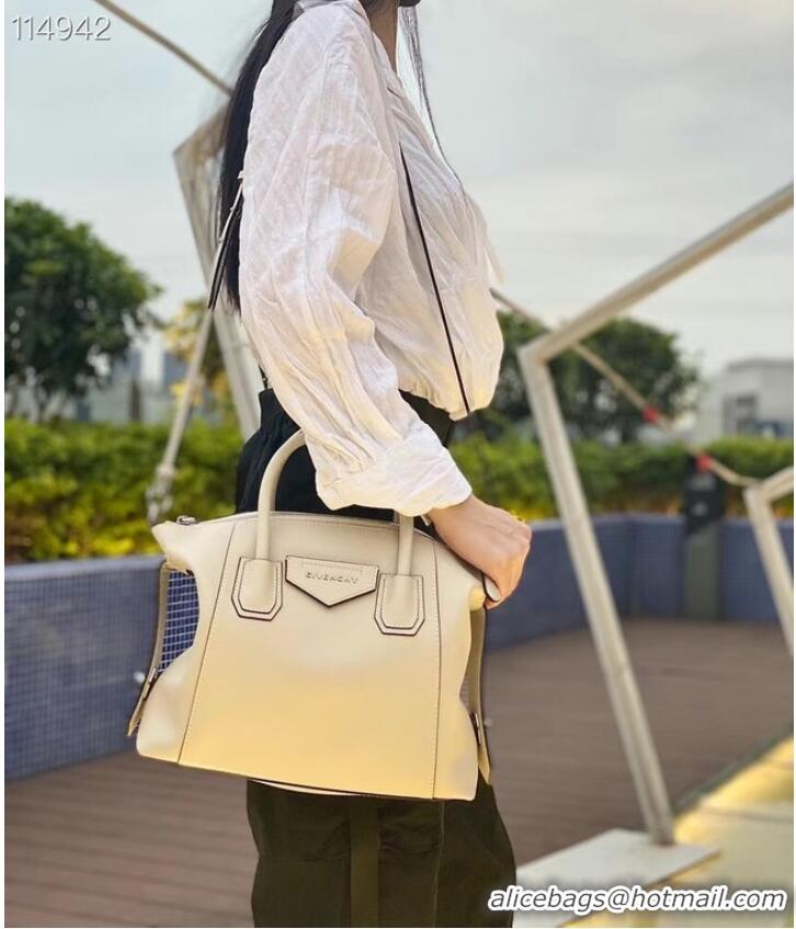 Spot Bulk GIVENCHY Original Leather Shoulder Bag 63188 Off White