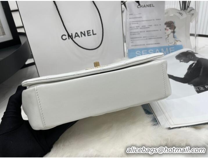 Well Crafted Chanel Flap Lambskin Shoulder Bag AS2976 white