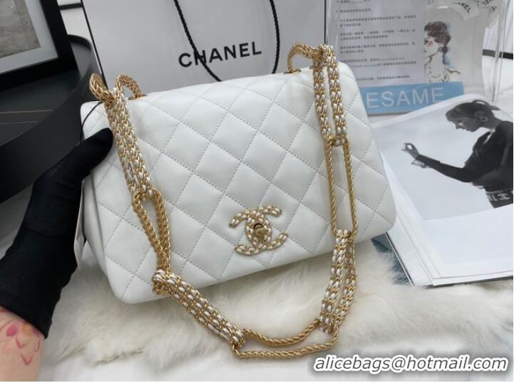 Well Crafted Chanel Flap Lambskin Shoulder Bag AS2976 white