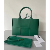 Well Crafted Bottega Veneta ARCO TOTE Small intrecciato grained leather tote bag 652867 RAINTREE