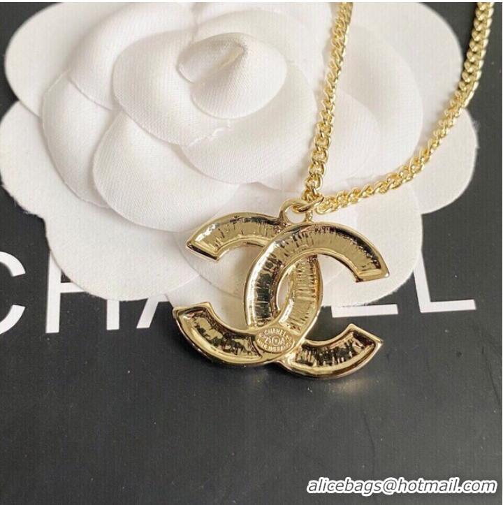 Famous Brand Chanel Necklace CE7322