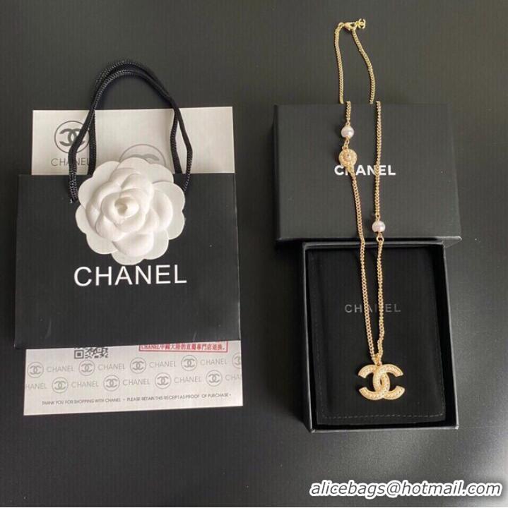 Famous Brand Chanel Necklace CE7322