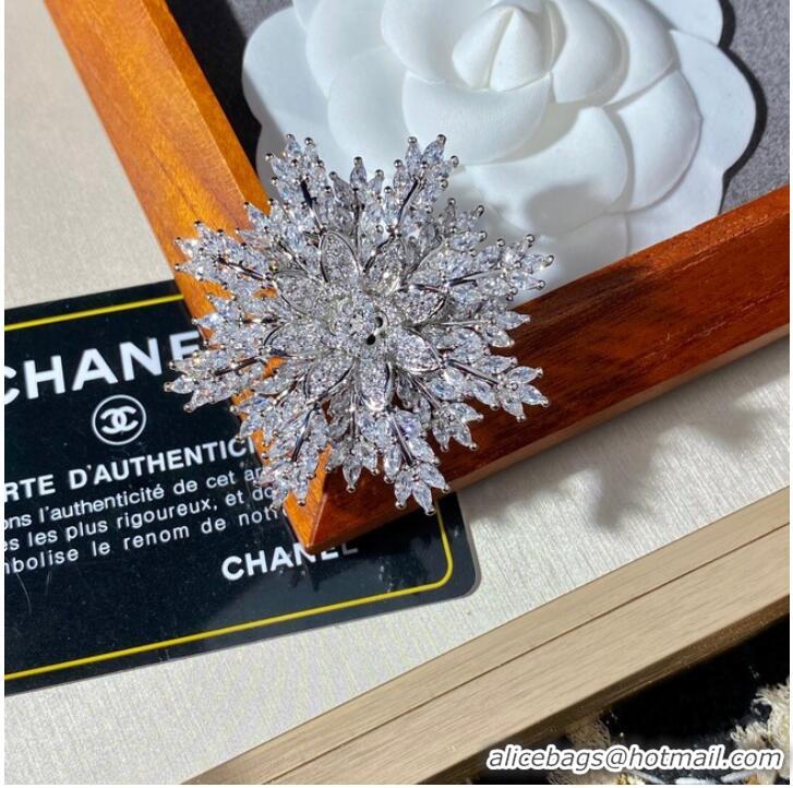 Buy Inexpensive Chanel Brooch CE7372