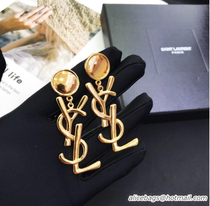  Buy Fashionable YSL Earrings CE7390