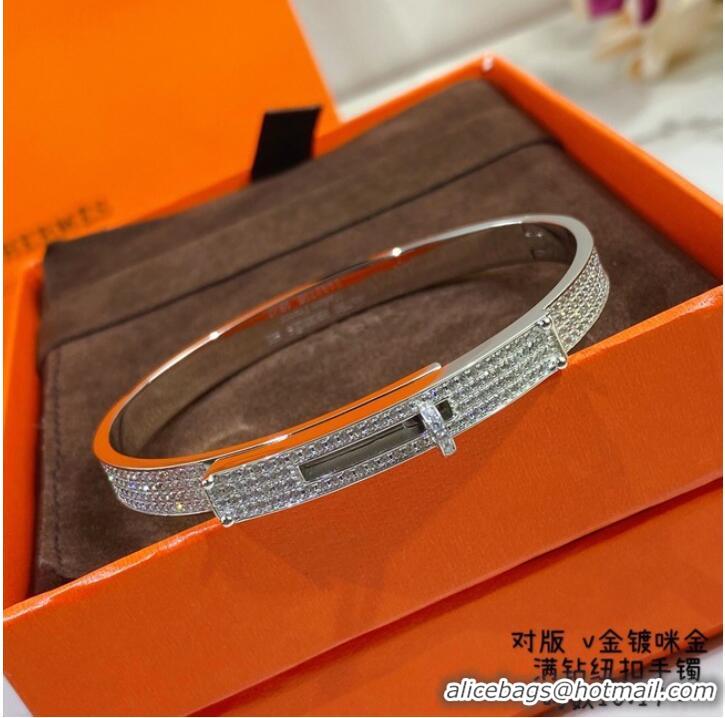 Buy Fashionable Hermes Bracelet CE7421