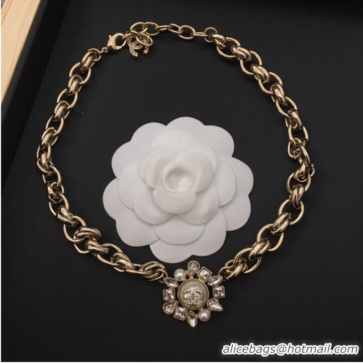 Famous Brand Chanel Necklace CE7451