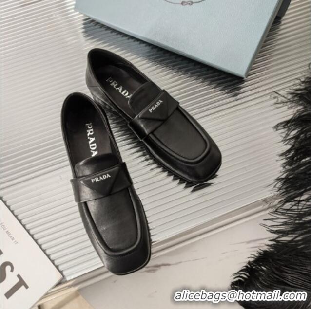 Classic Hot Prada Soft Lambskin Flat Loafers 011375 Black