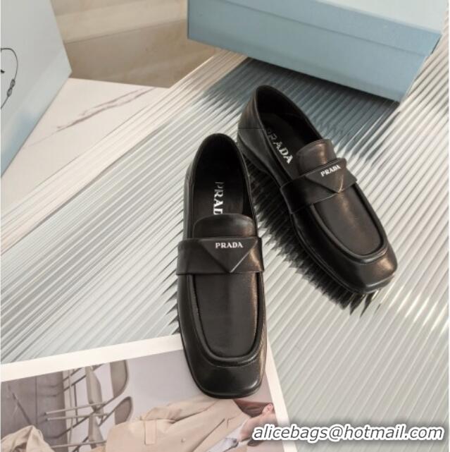 Classic Hot Prada Soft Lambskin Flat Loafers 011375 Black