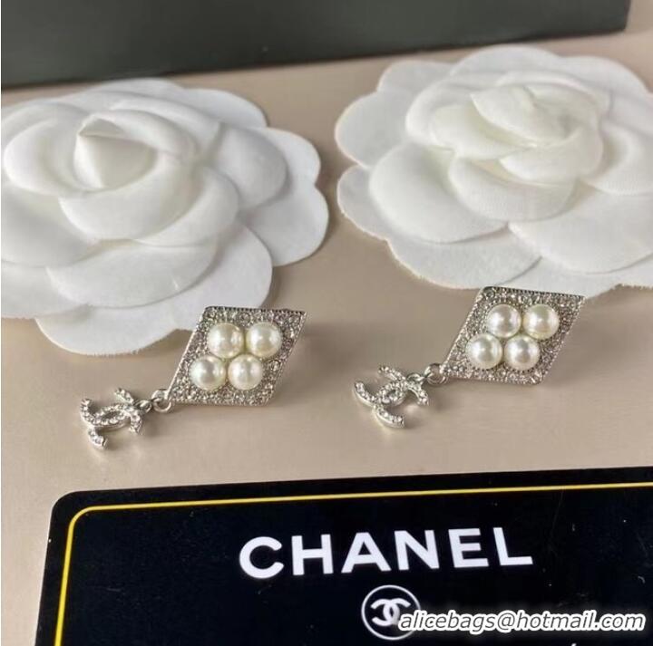 Good Quality Discount Chanel Earrings CE7474