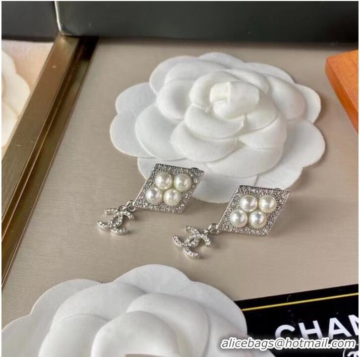 Good Quality Discount Chanel Earrings CE7474