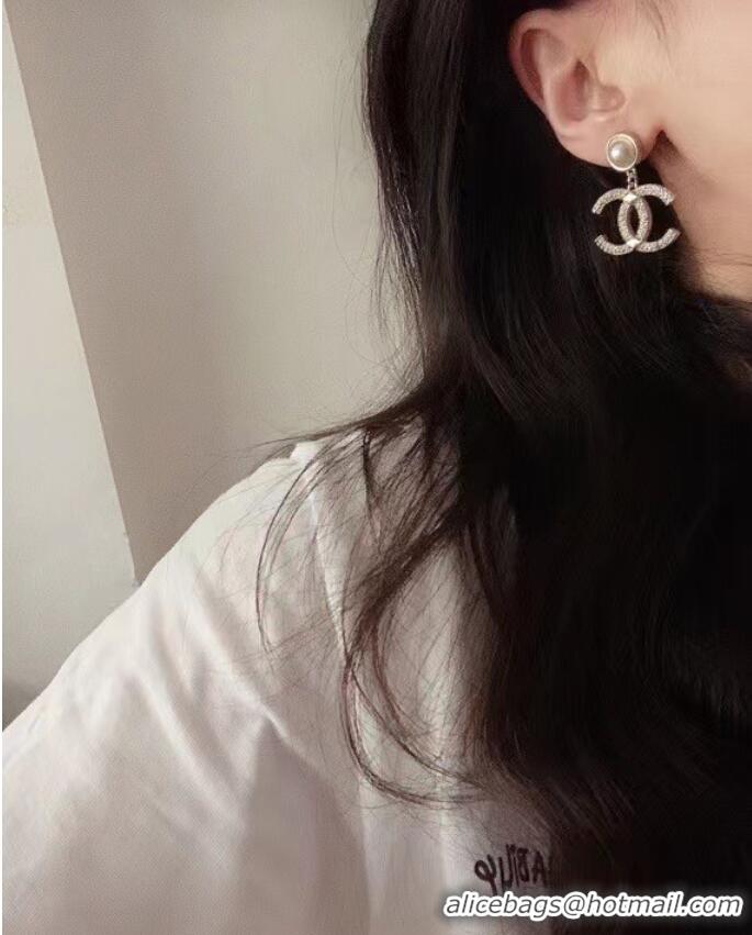 Spot Inexpensive Chanel Earrings CE7490